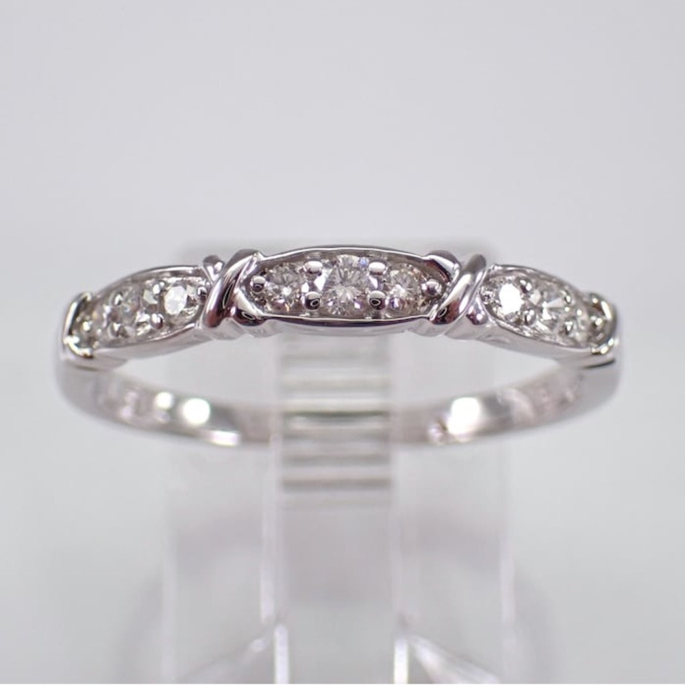 14K White Gold Diamond Ring